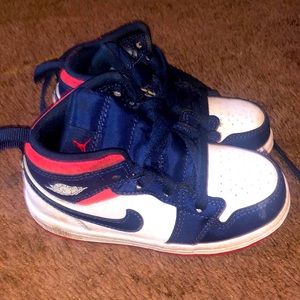 Toddler Nike shoes